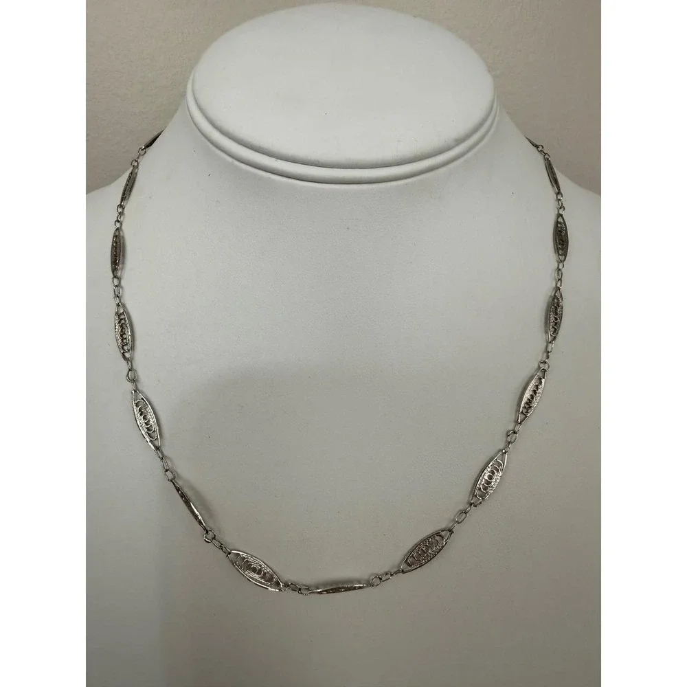 Trifari Filigree Station Necklace Silver Tone Marquise Openwork Link Vintage